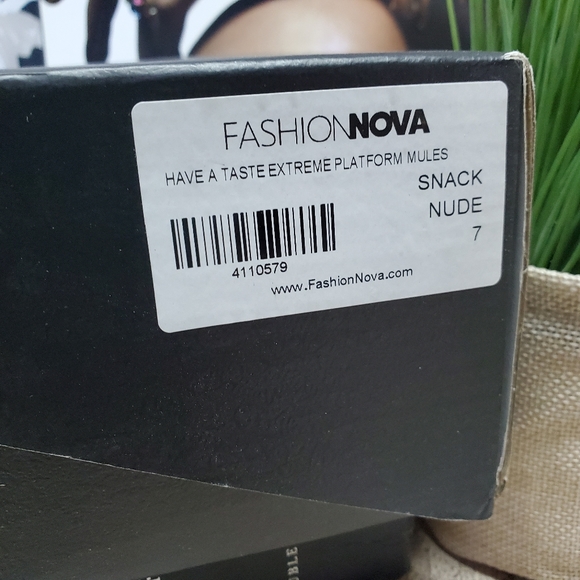 FASHION NOVA | Have A Taste (Snack) Extreme Platform Mules in Clear Nude sz 7 - Picture 10 of 12